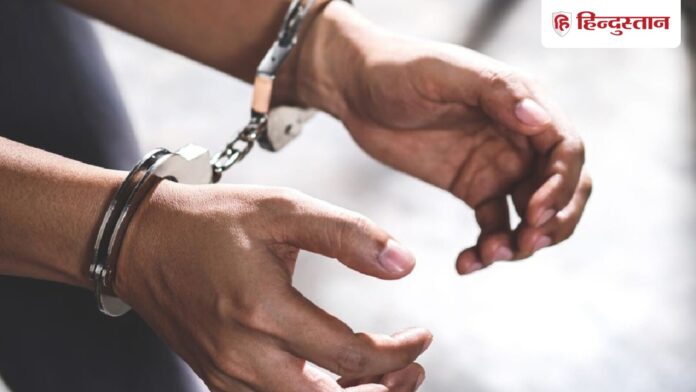 भारत में 100 महिला शिकार, विदेशी ठग दिल्ली से गिरफ्तार image